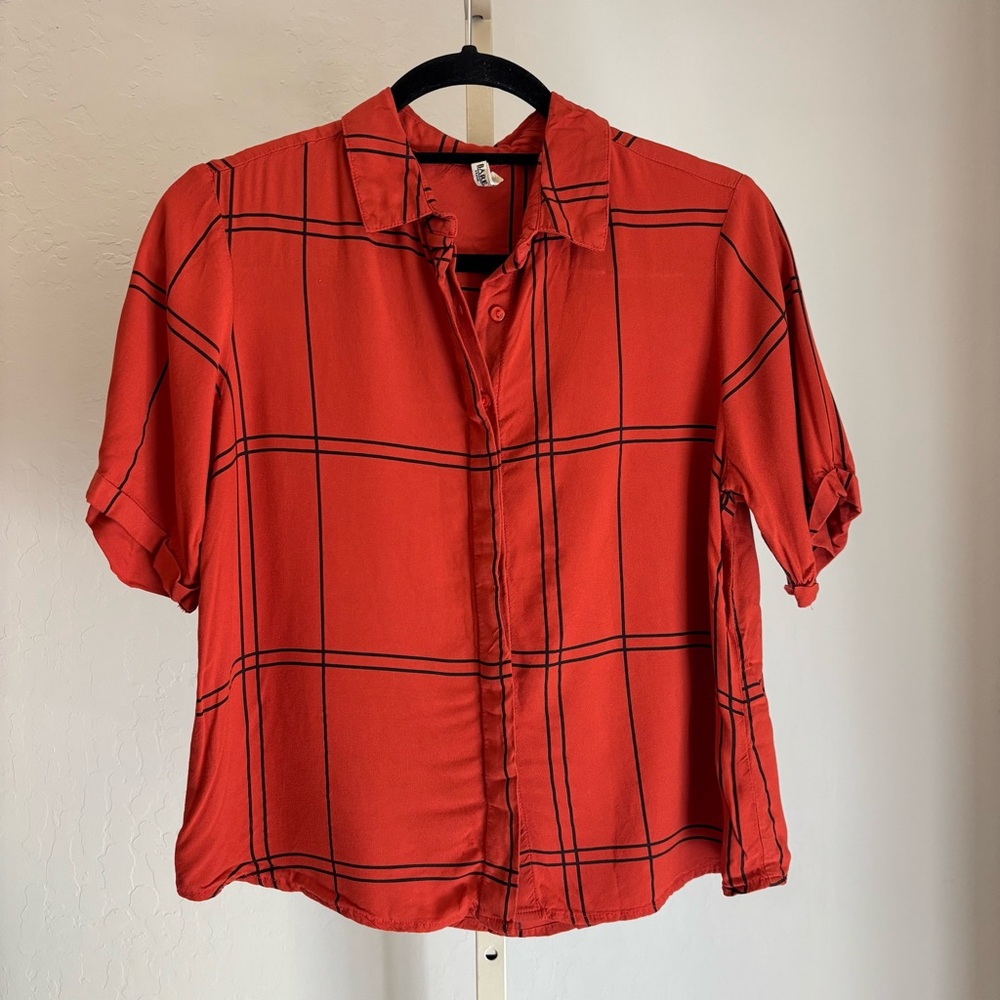 Women’s Burnt Orange Short Sleeve Button Up Windowpane Print Top, Small